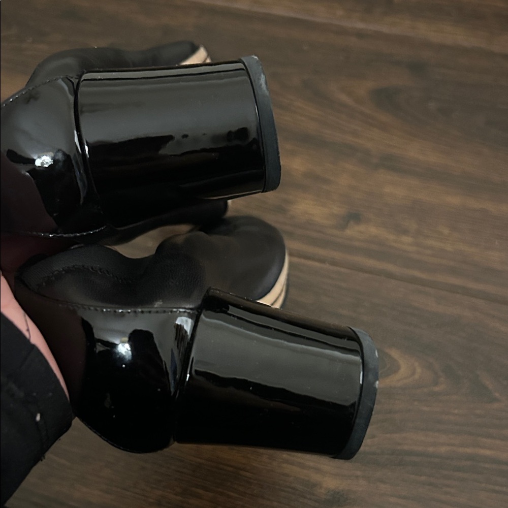 Chanel Black Heels - Picture 6 of 8